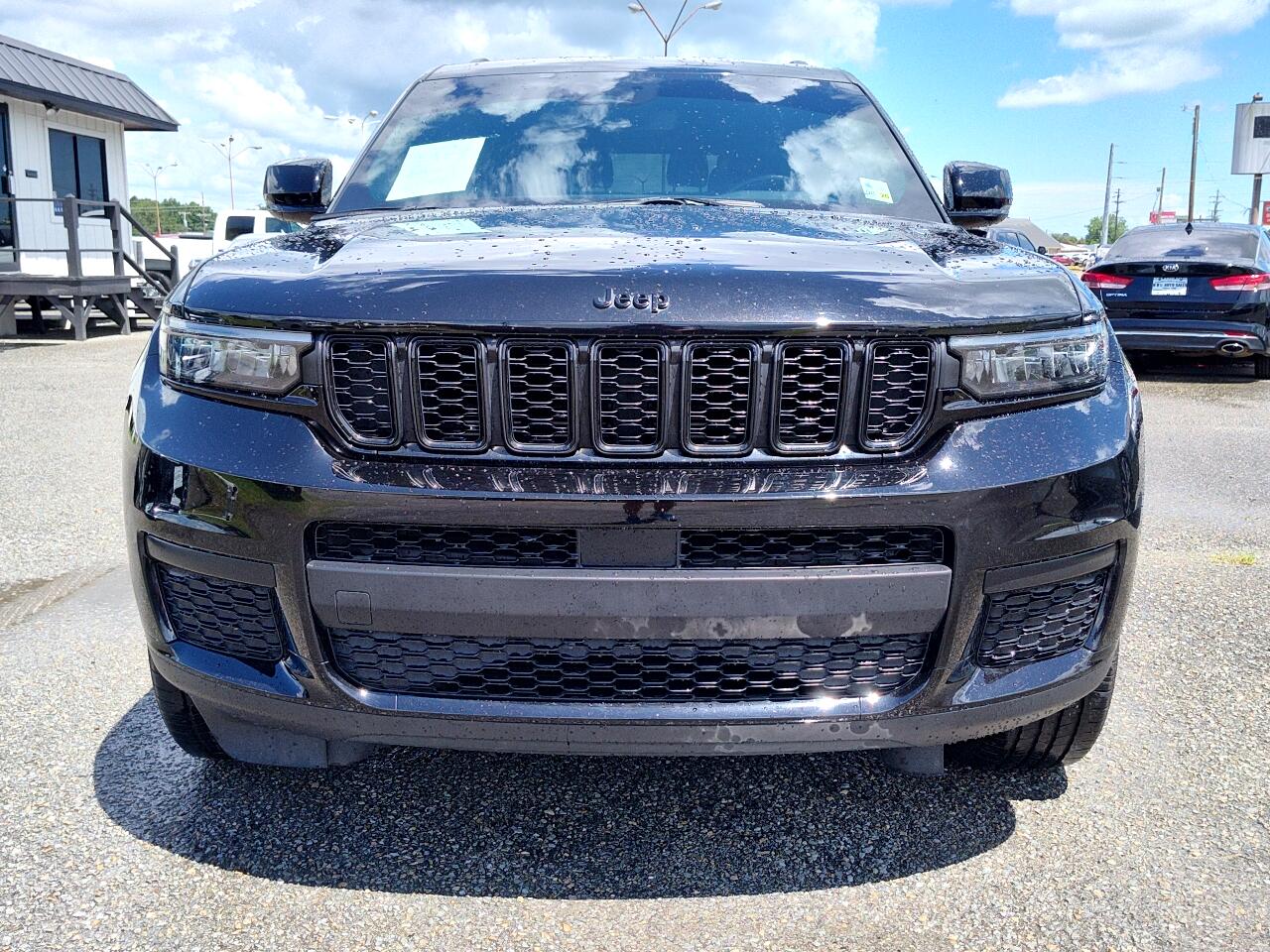 2021 Jeep Grand Cherokee Laredo photo 11