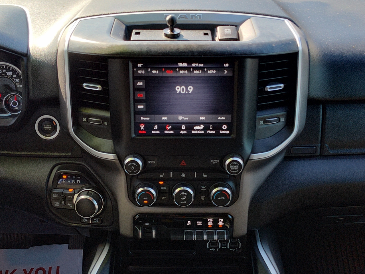 RAM 1500 Big Horn Crew Cab SWB 4WD 2020