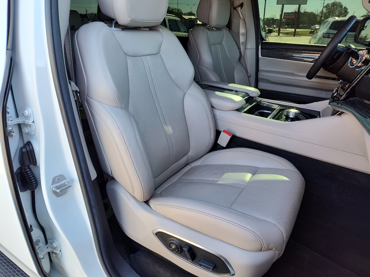 Jeep Wagoneer Series II 2022