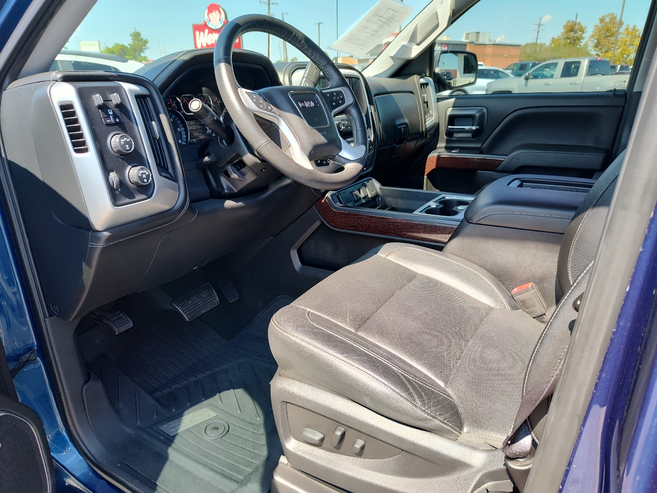 2017 Gmc Sierra 1500 SLT photo 2