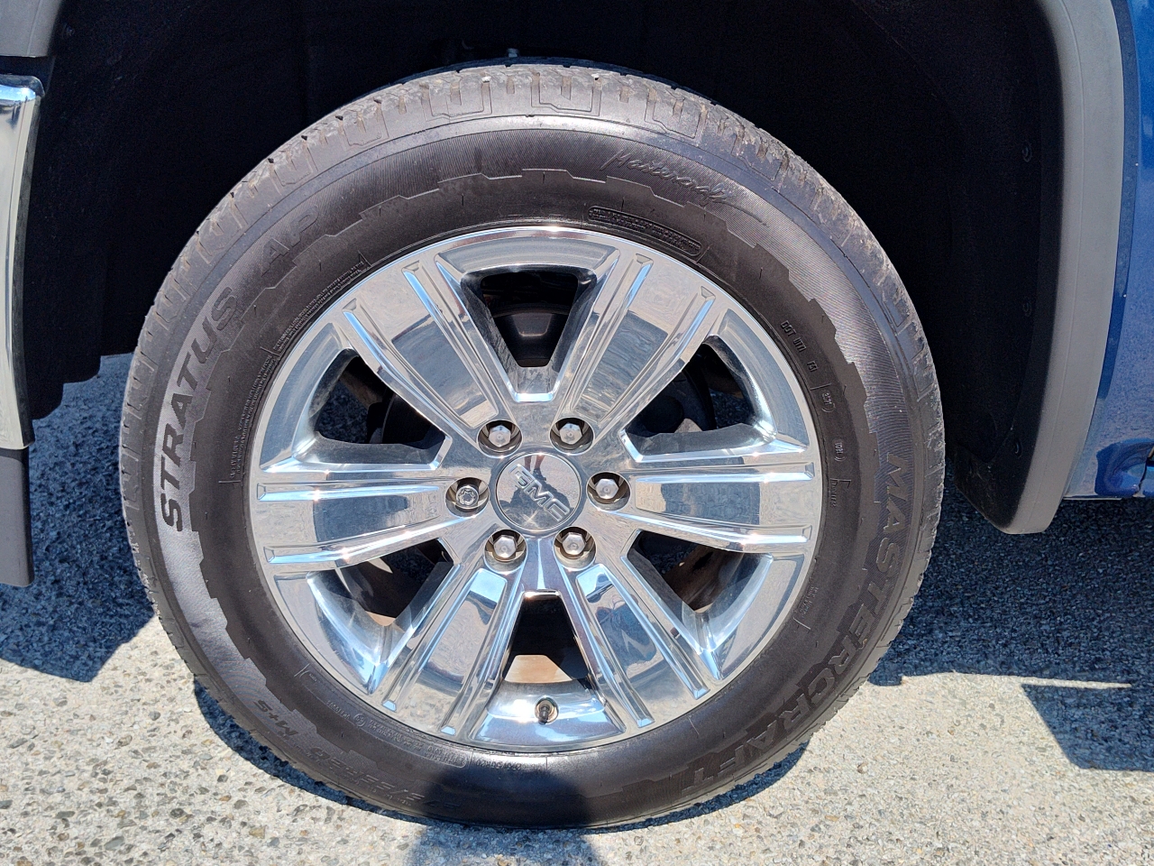 GMC Sierra 1500 SLT Crew Cab Long Box 4WD 2017 GMC Sierra 1500 SLT Crew Cab Long Box 4WD 2017