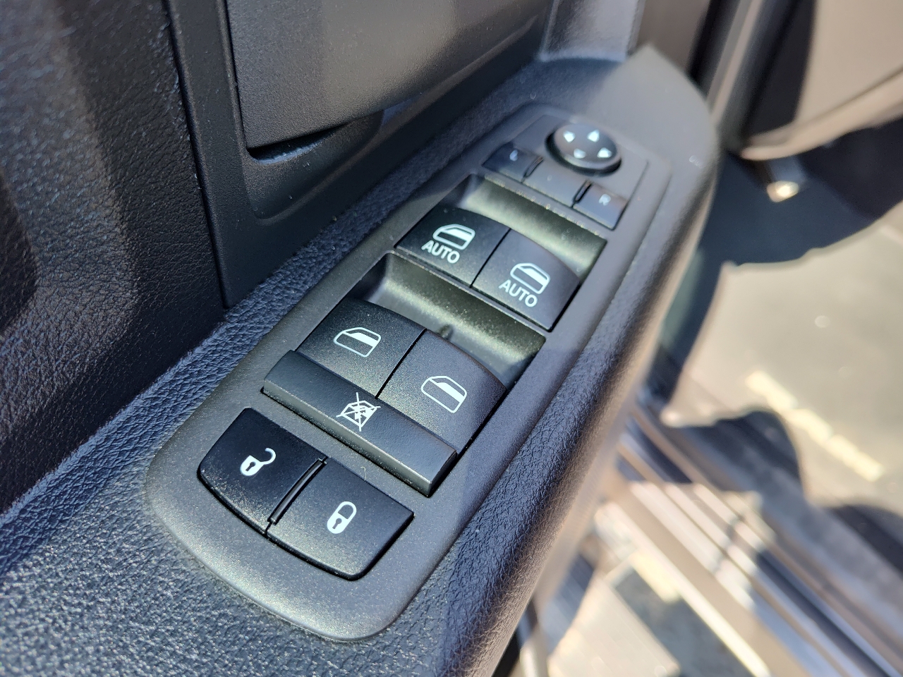 2022 Ram 2500 Tradesman photo 12