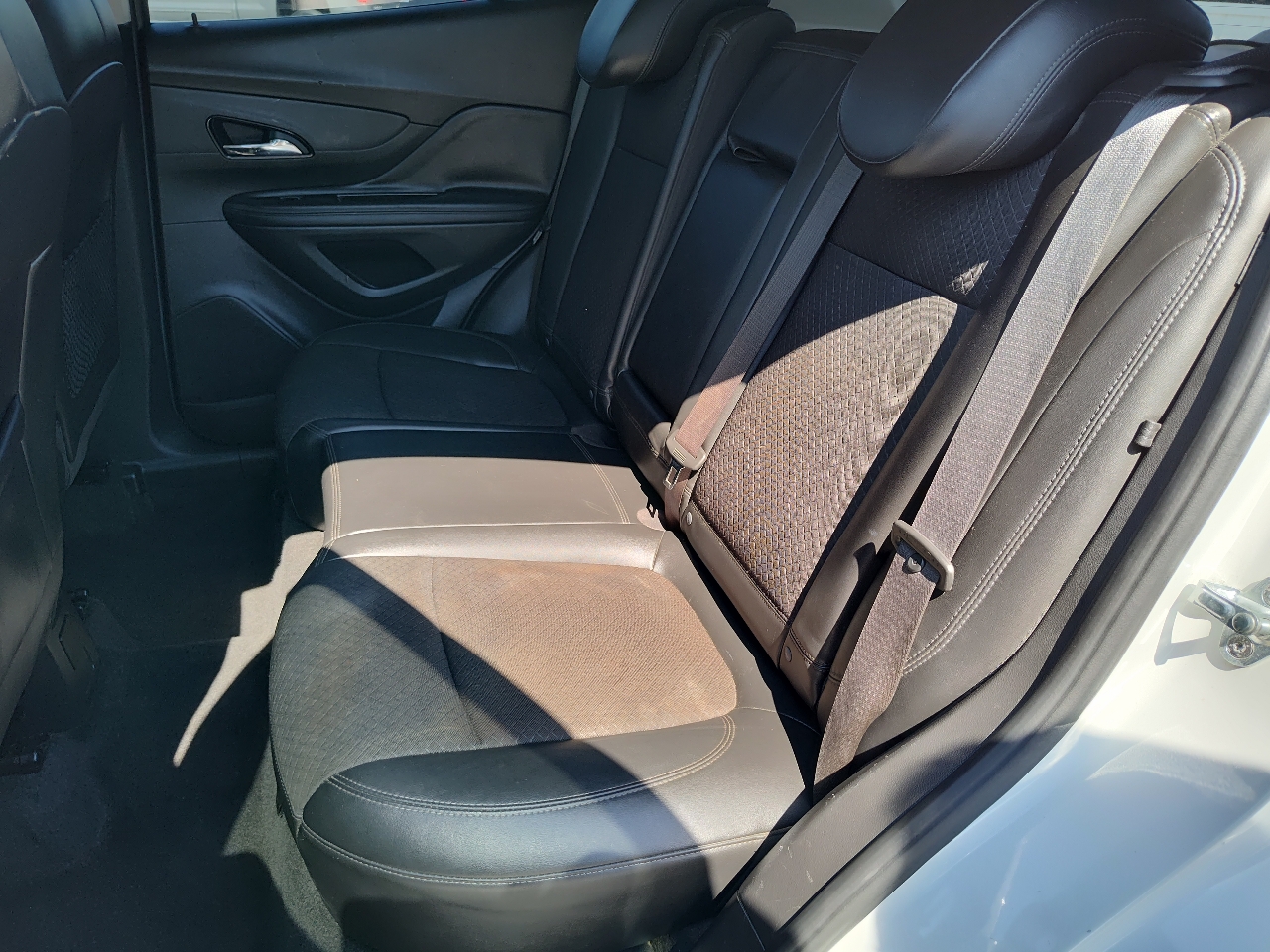2019 Buick Encore Preferred photo 19