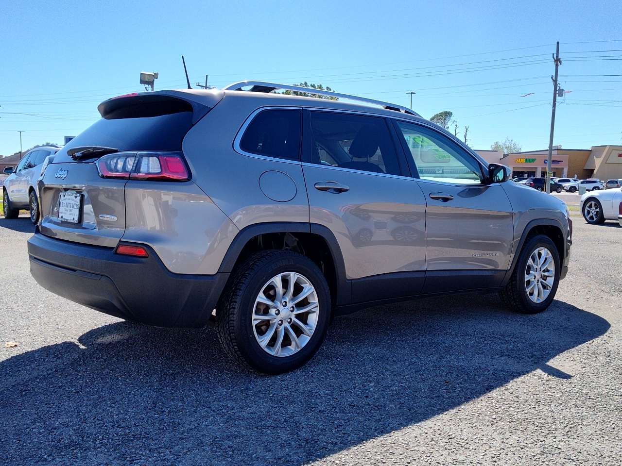 Jeep Cherokee Latitude FWD 2019 Jeep Cherokee Latitude FWD 2019