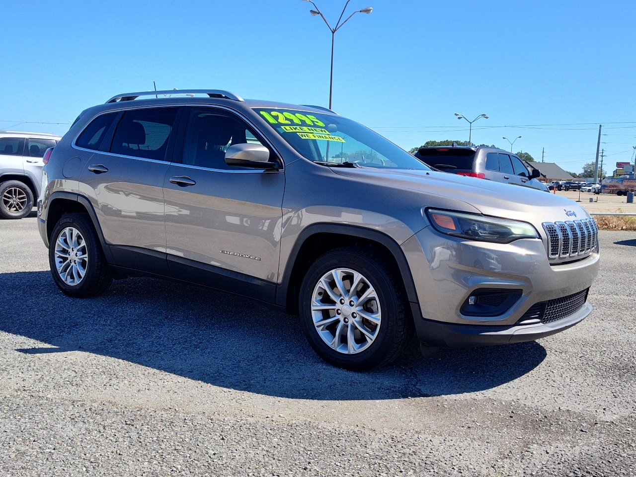 Jeep Cherokee Latitude FWD 2019 Jeep Cherokee Latitude FWD 2019