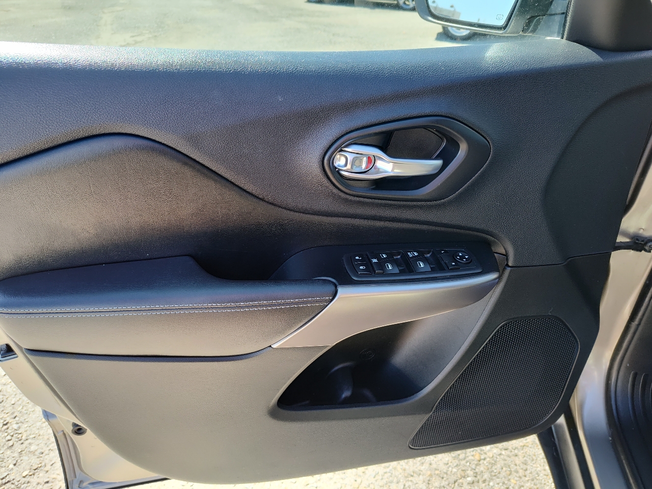 Jeep Cherokee Latitude FWD 2019 Jeep Cherokee Latitude FWD 2019