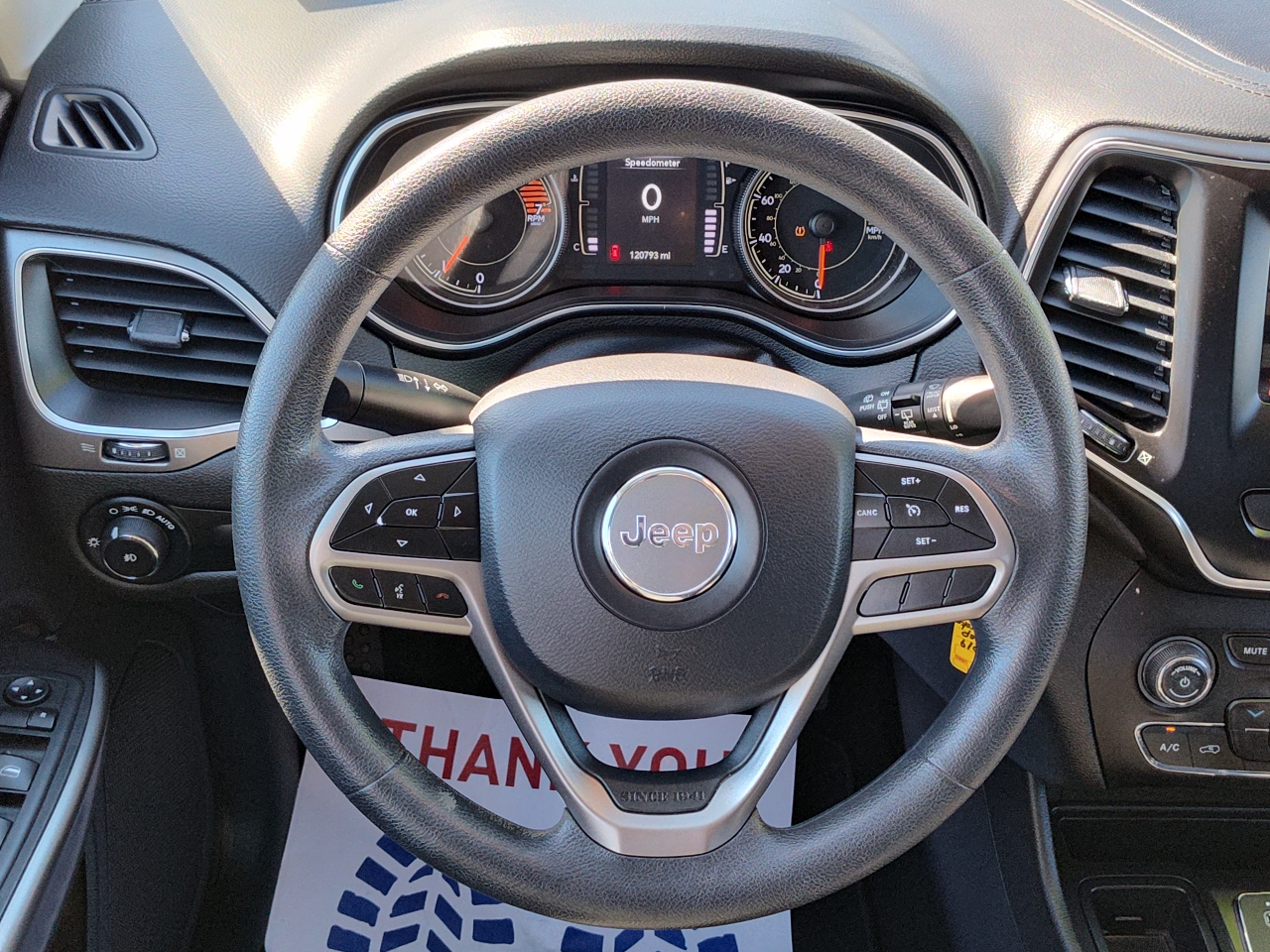 Jeep Cherokee Latitude FWD 2019 Jeep Cherokee Latitude FWD 2019