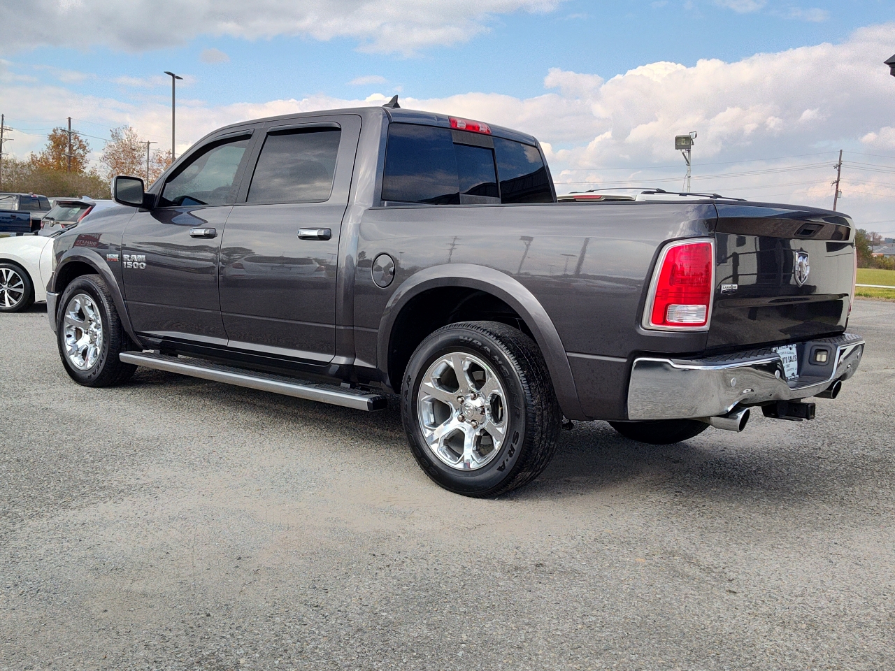 2018 Ram 1500 Laramie photo 4