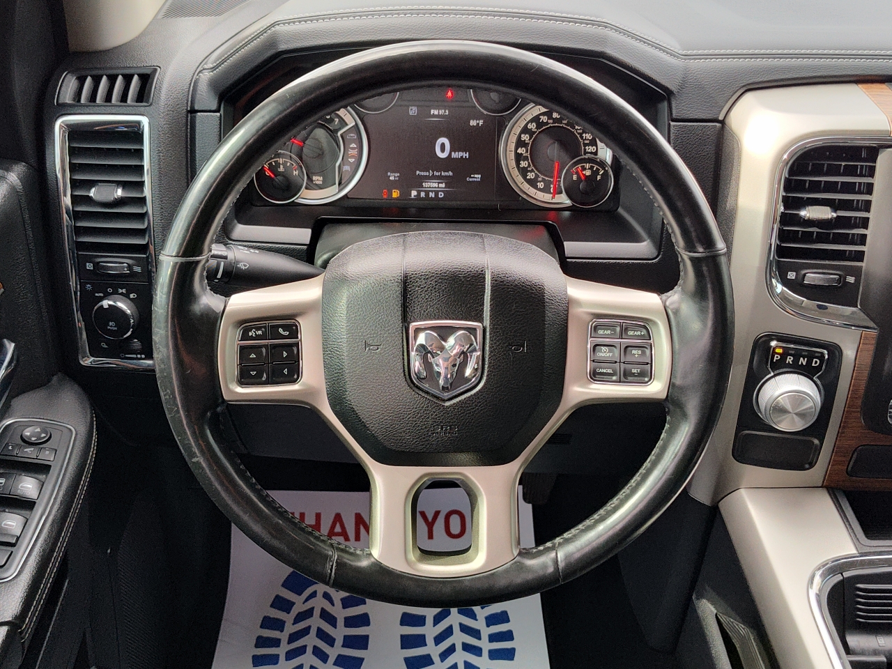 RAM 1500 Laramie 4x2 Crew Cab 5'7" Box 2018