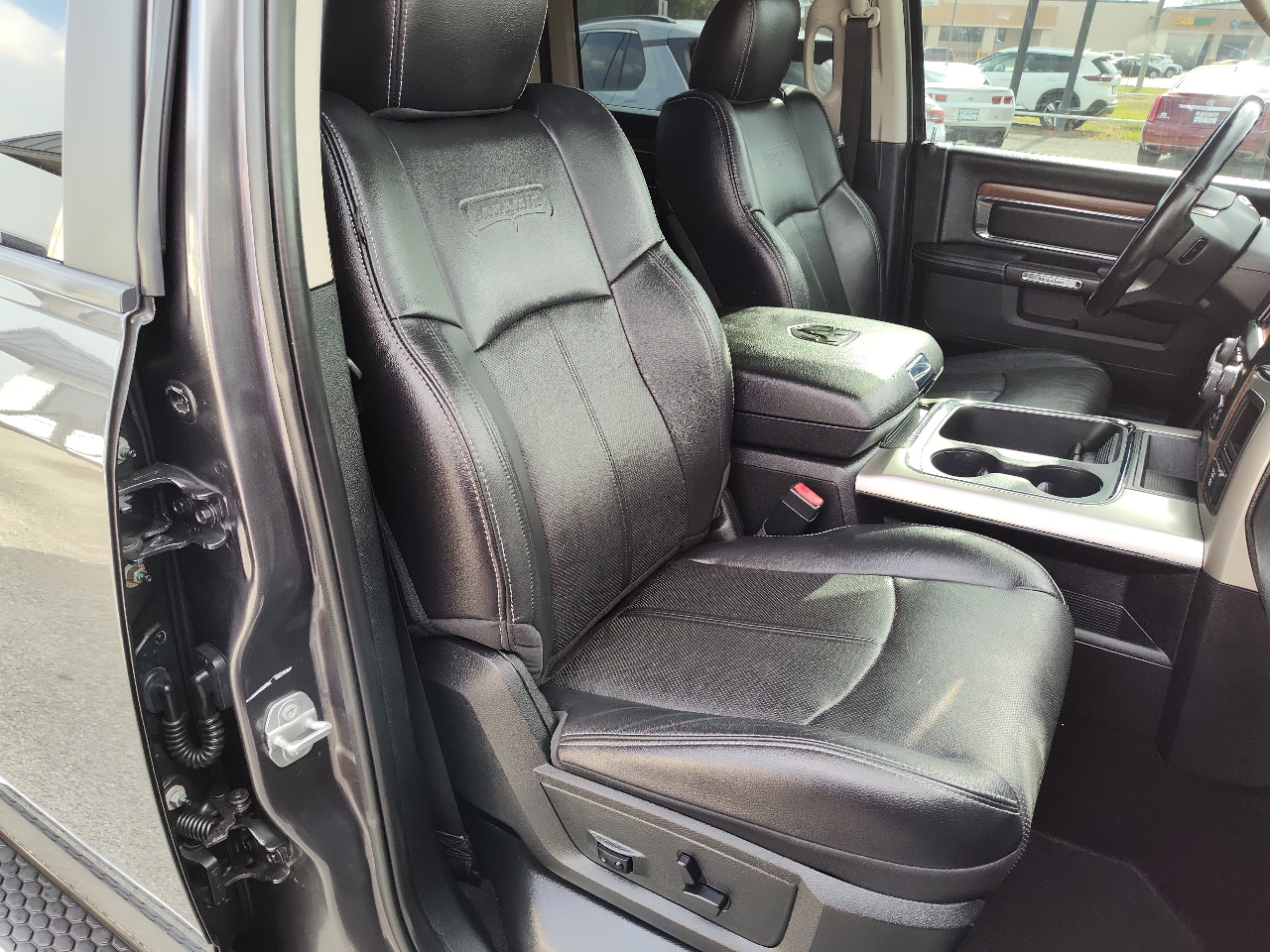 RAM 1500 Laramie 4x2 Crew Cab 5'7" Box 2018