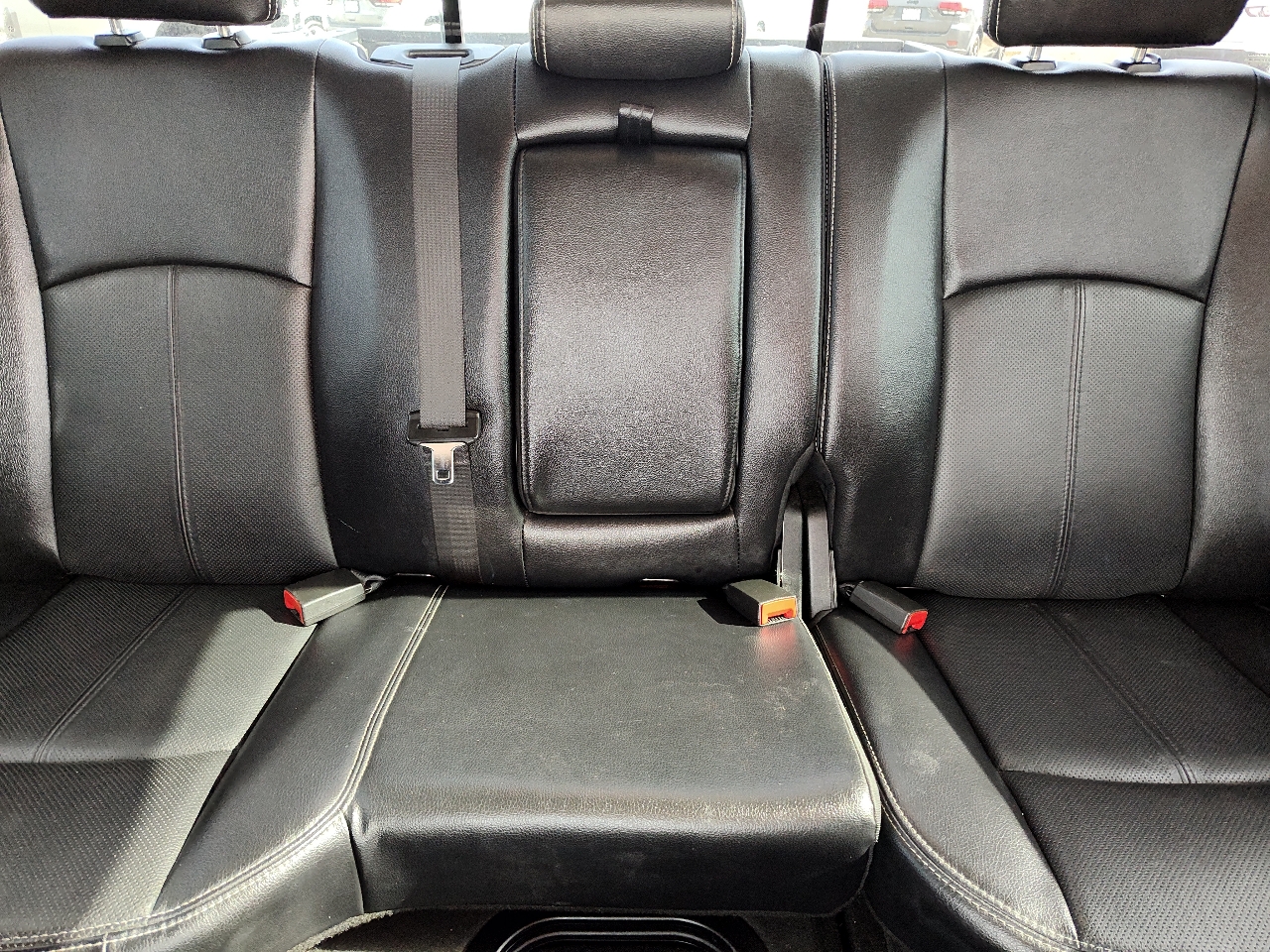 RAM 1500 Laramie 4x2 Crew Cab 5'7" Box 2018