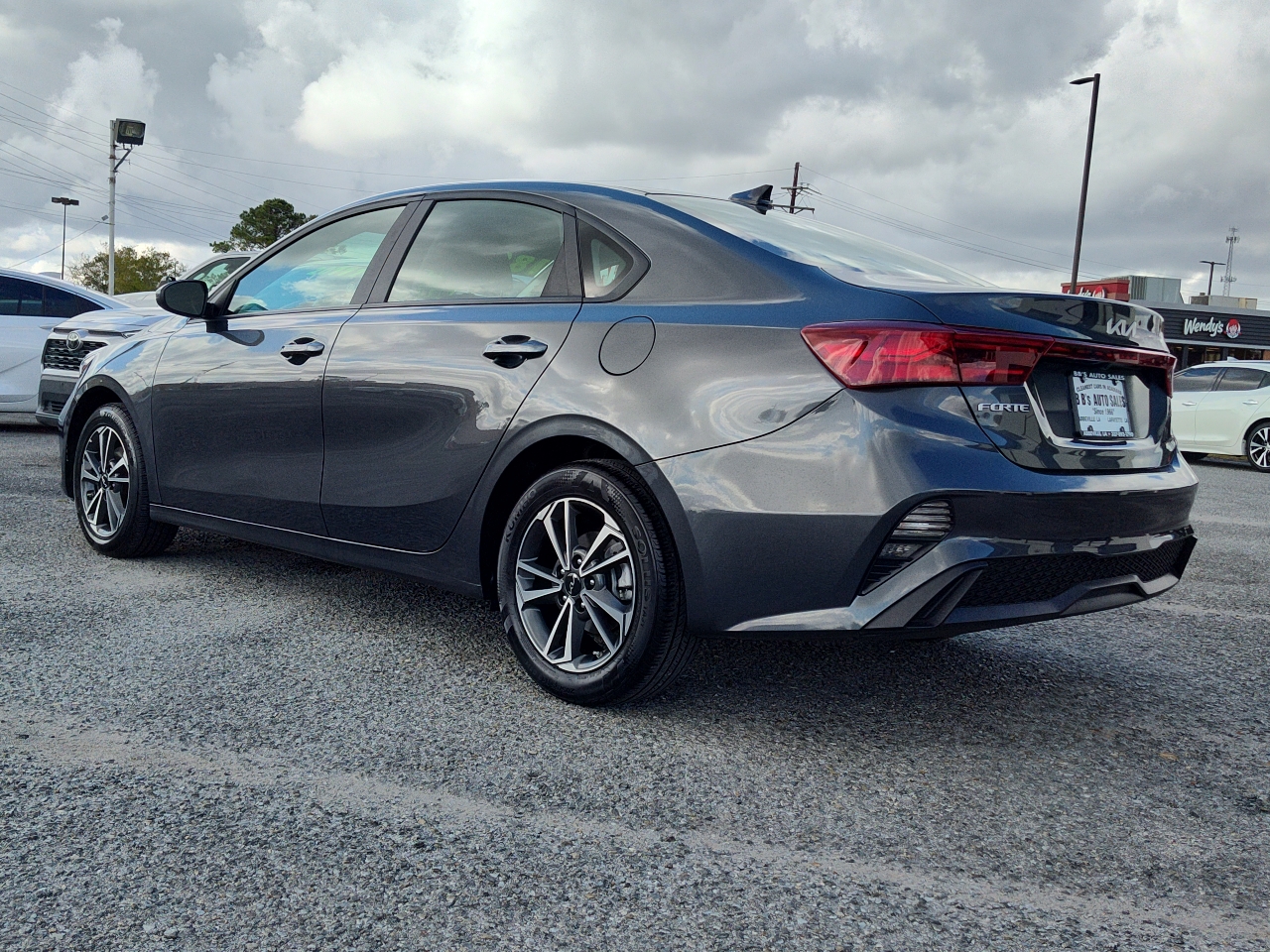 2024 Kia Forte LXS photo 4