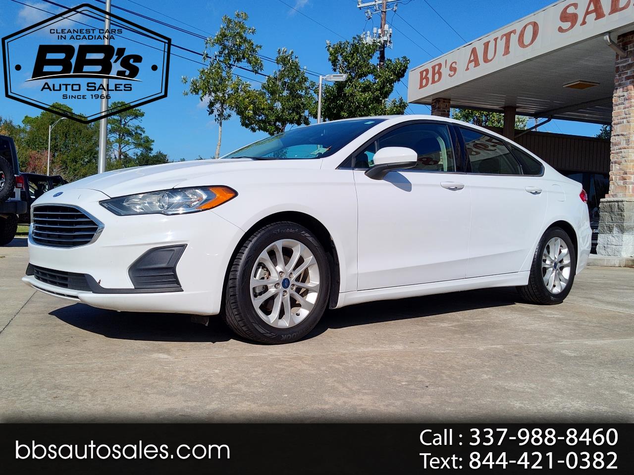 2019 Ford Fusion SE's photo