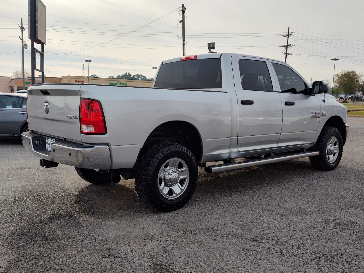 RAM 2500 4WD Crew Cab 149" Tradesman 2016