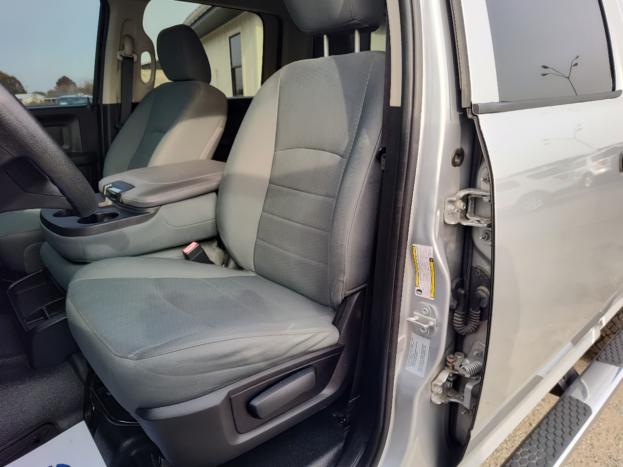 RAM 2500 4WD Crew Cab 149" Tradesman 2016