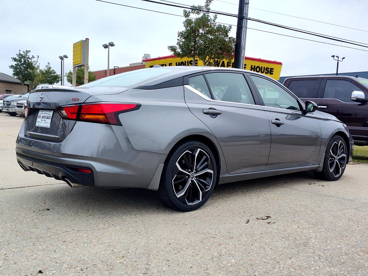 Nissan Altima 2.5 SR Sedan 2024