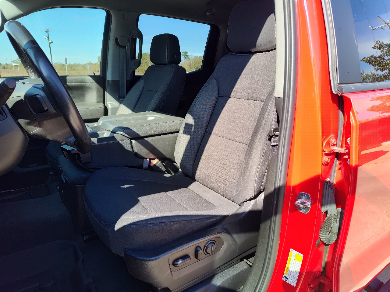 Chevrolet Silverado 1500 4WD Crew Cab 147" LT w/1LT 2021