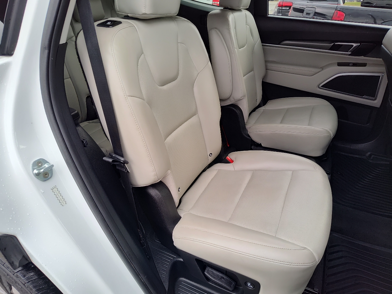 Kia Telluride S FWD 2020