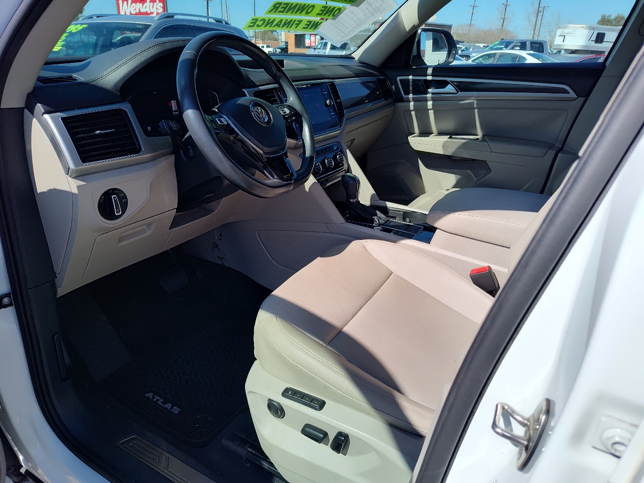 Volkswagen Atlas 3.6L V6 SEL FWD 2019