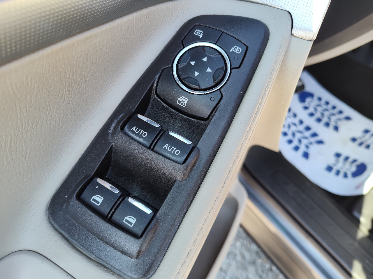 Ford Explorer FWD 4dr XLT 2013