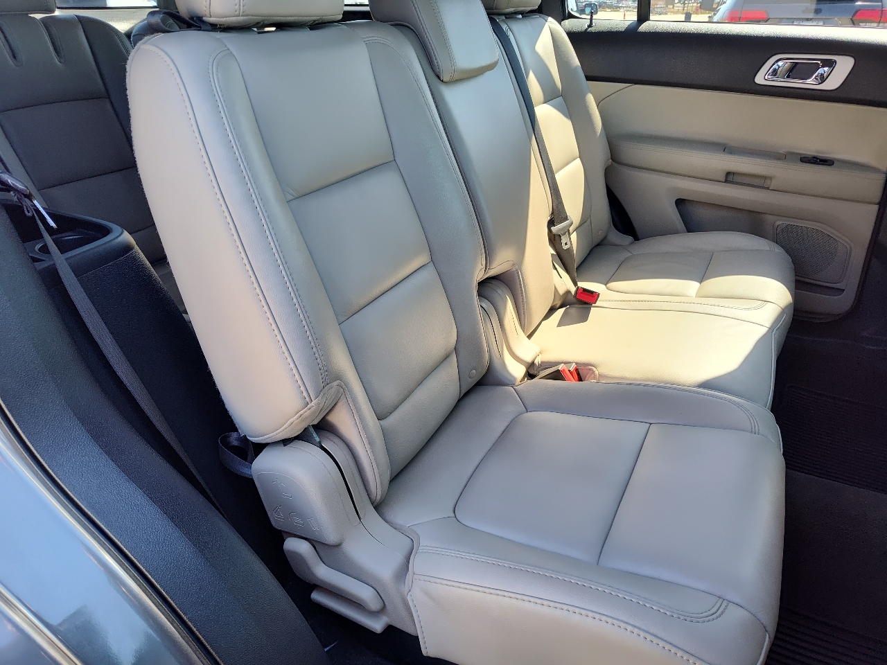 Ford Explorer FWD 4dr XLT 2013