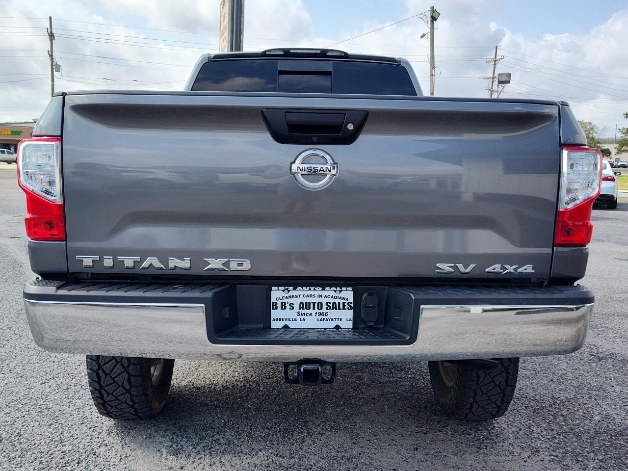 Nissan Titan XD 4x4 Diesel Crew Cab SV 2018