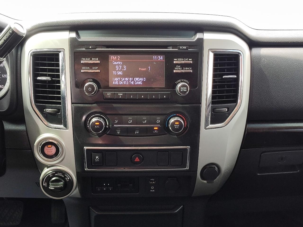 Nissan Titan XD 4x4 Diesel Crew Cab SV 2018