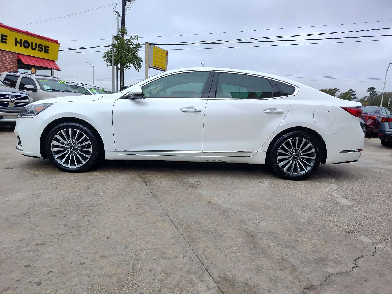 Kia Cadenza Premium Sedan 2017