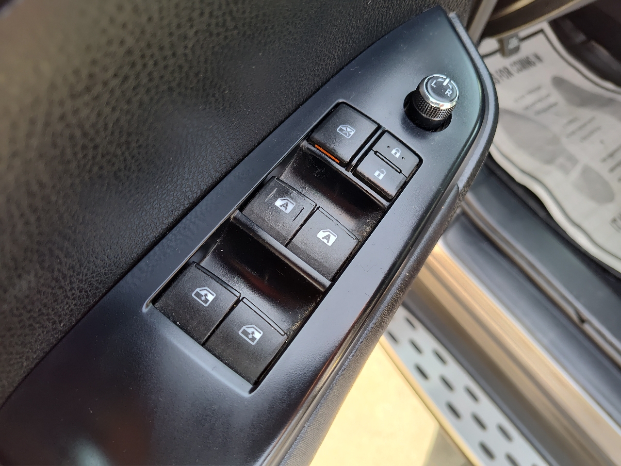 Toyota Highlander SE FWD V6 2017