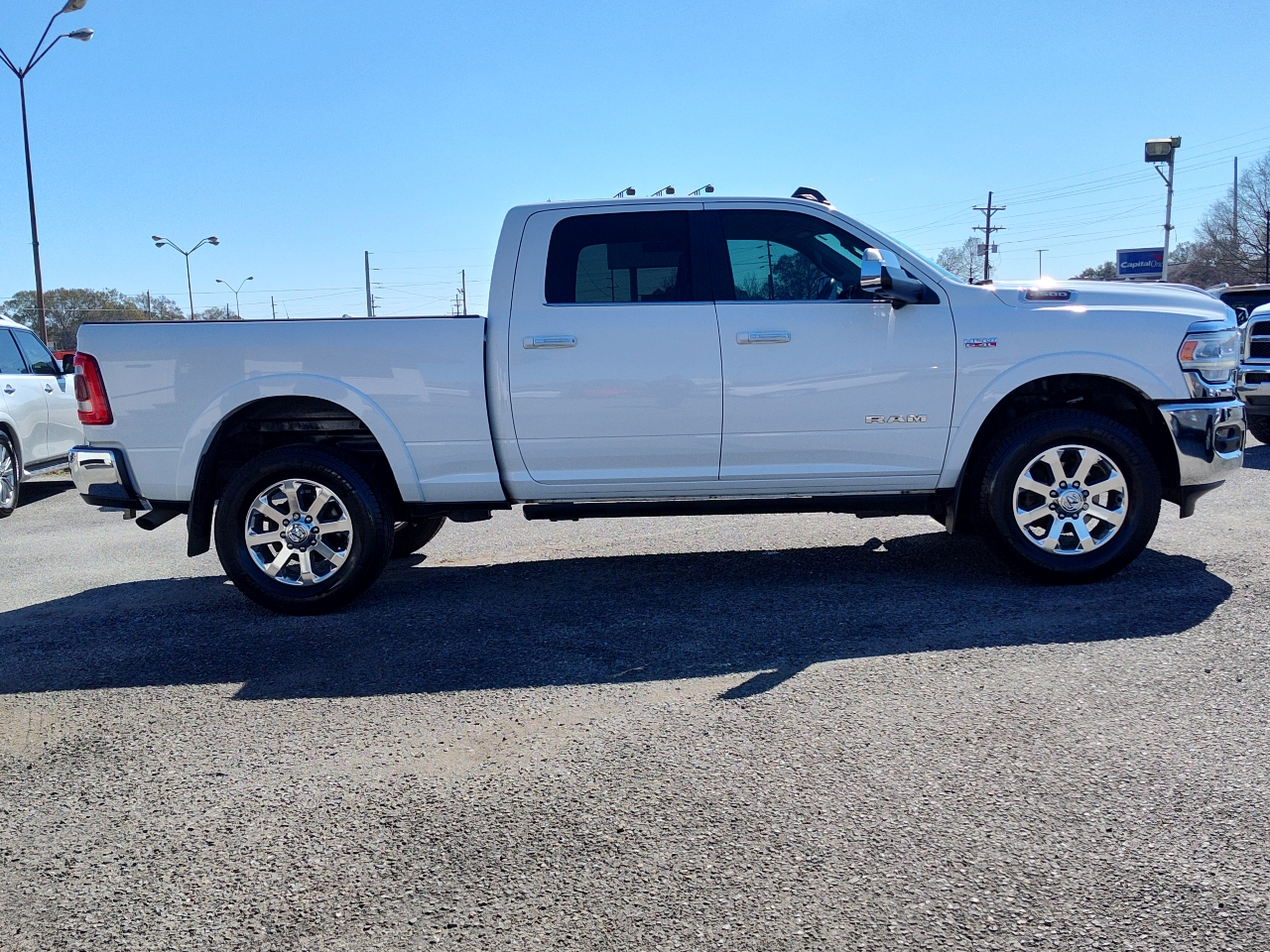 RAM 2500 Laramie 4x4 Crew Cab 6'4" Box 2019