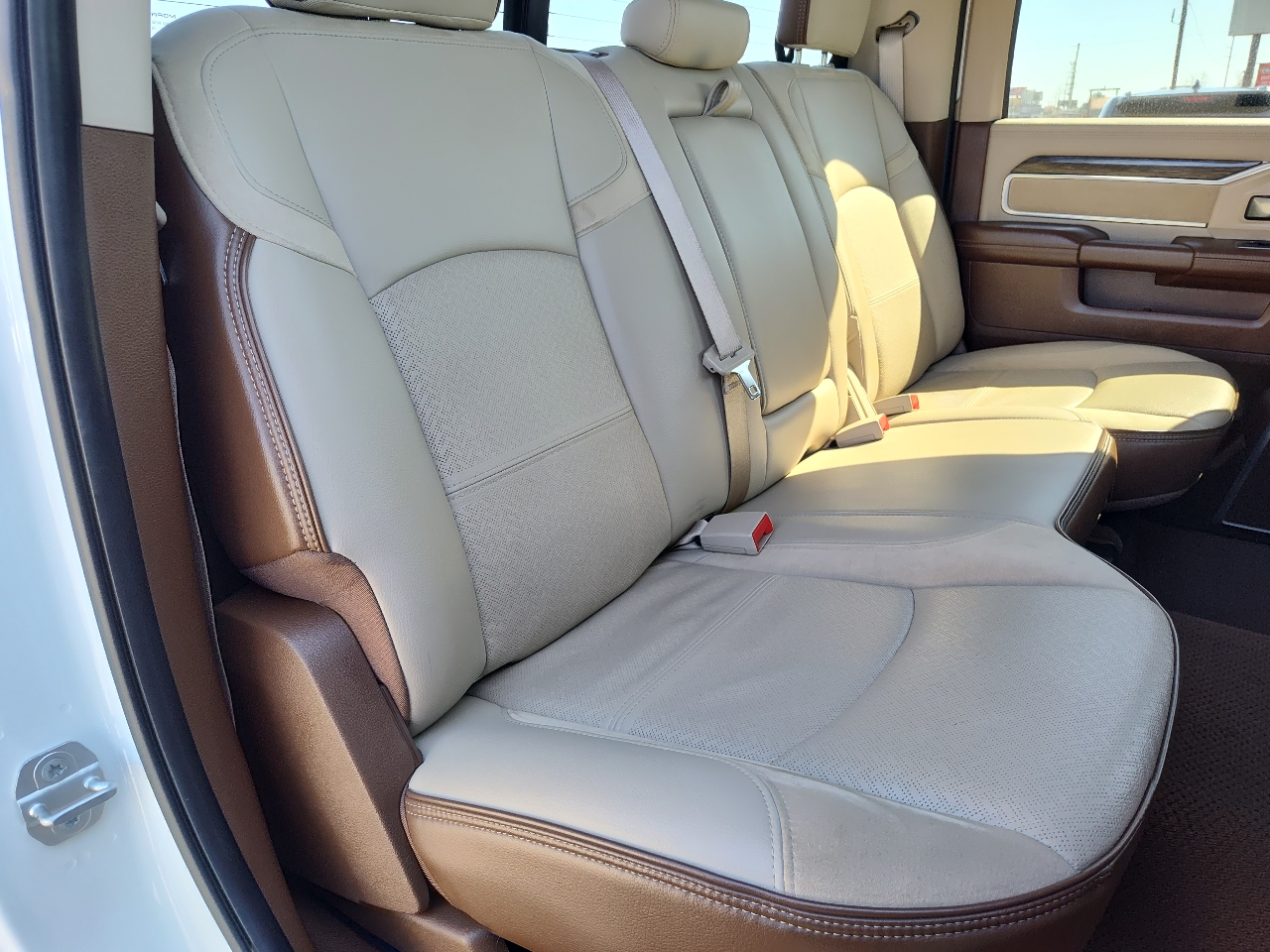 RAM 2500 Laramie 4x4 Crew Cab 6'4" Box 2019