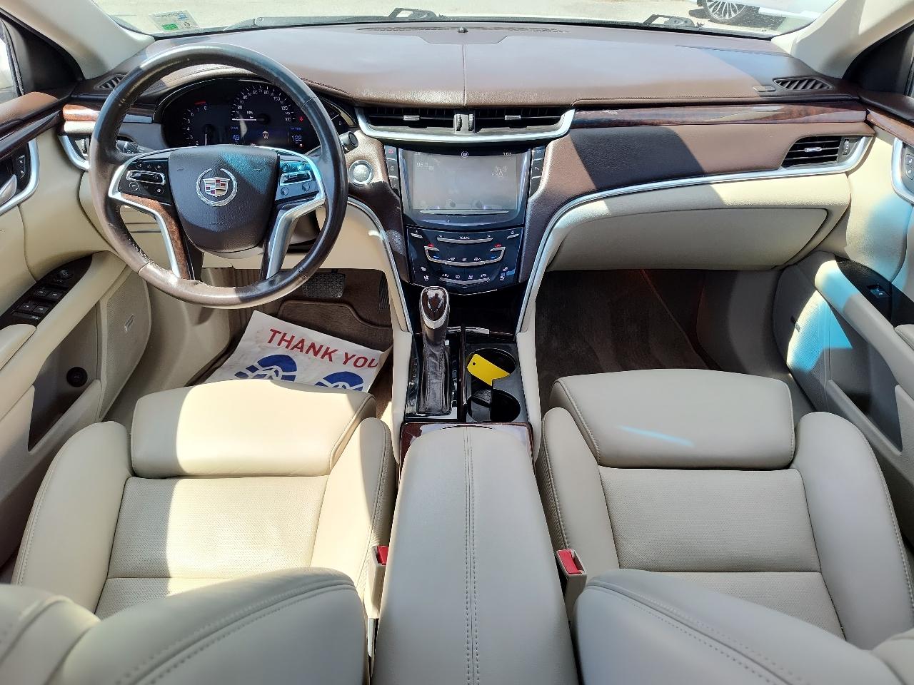 Cadillac XTS 4dr Sdn Luxury FWD 2013