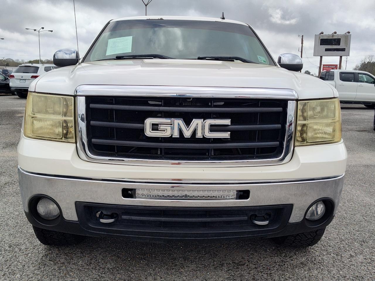 GMC Sierra 1500 4WD Crew Cab 143.5" SLE 2011