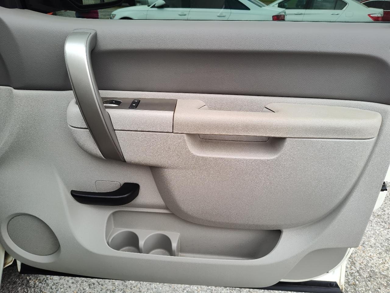 GMC Sierra 1500 4WD Crew Cab 143.5" SLE 2011