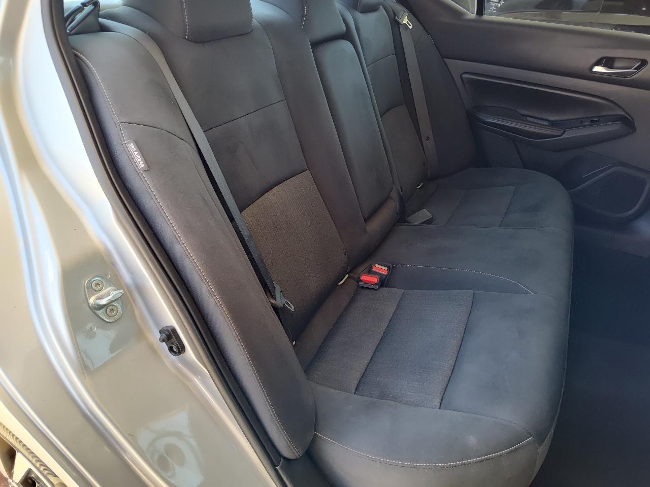 Nissan Altima 2.5 SV Sedan 2021