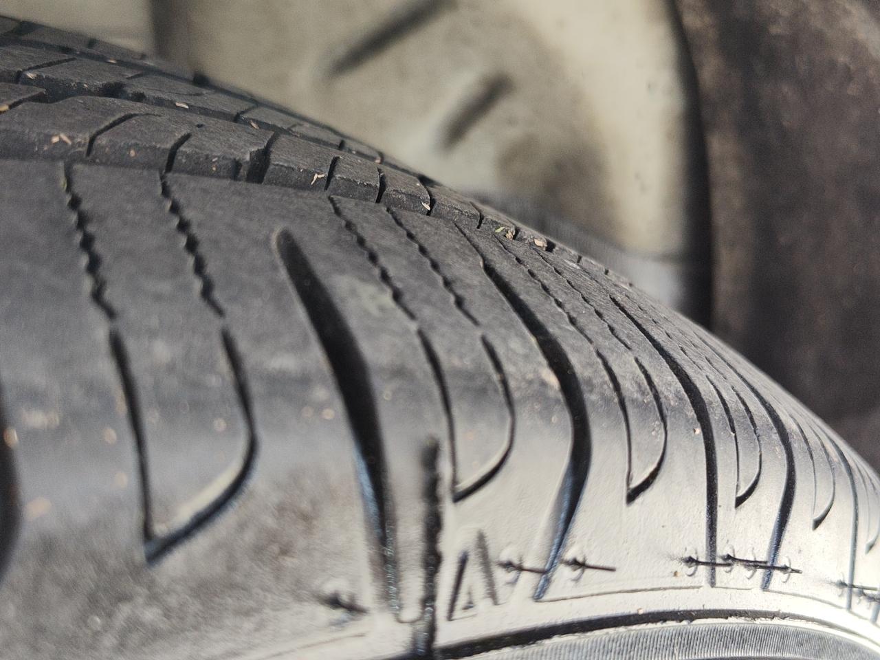 Chevrolet Impala 4dr Sdn 3.5L LT 2009