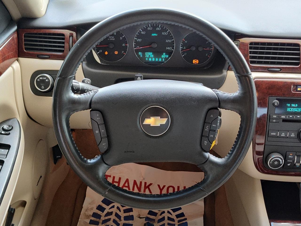 Chevrolet Impala 4dr Sdn 3.5L LT 2009