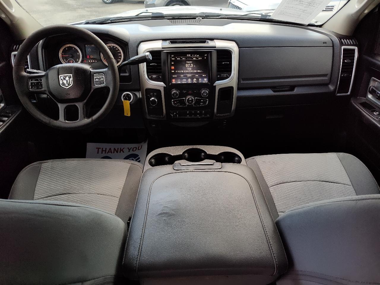 RAM 2500 SLT 4x4 Crew Cab 6'4" Box 2017