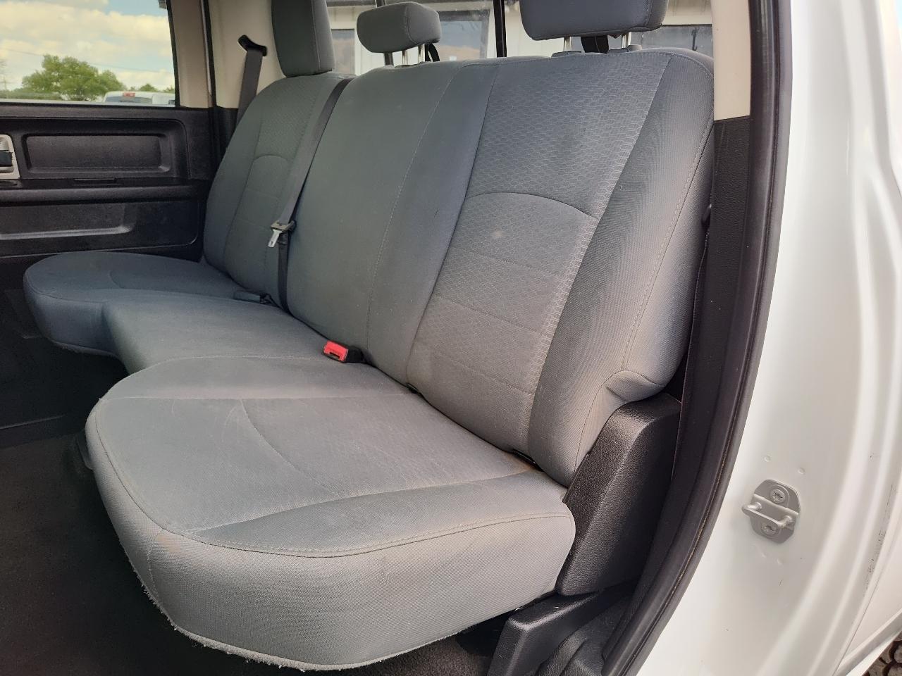 RAM 2500 SLT 4x4 Crew Cab 6'4" Box 2017