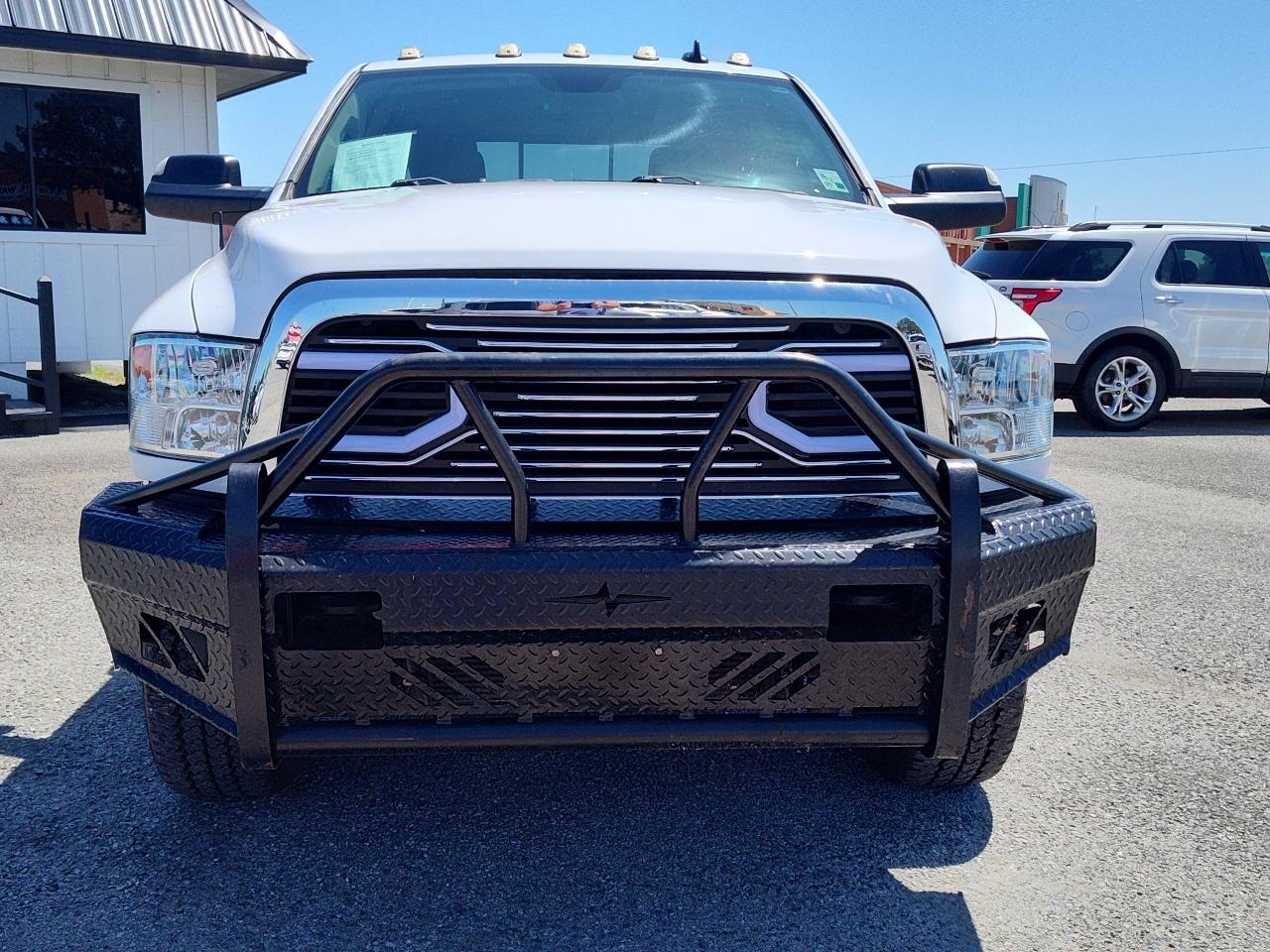 RAM 2500 SLT 4x4 Crew Cab 6'4" Box 2017