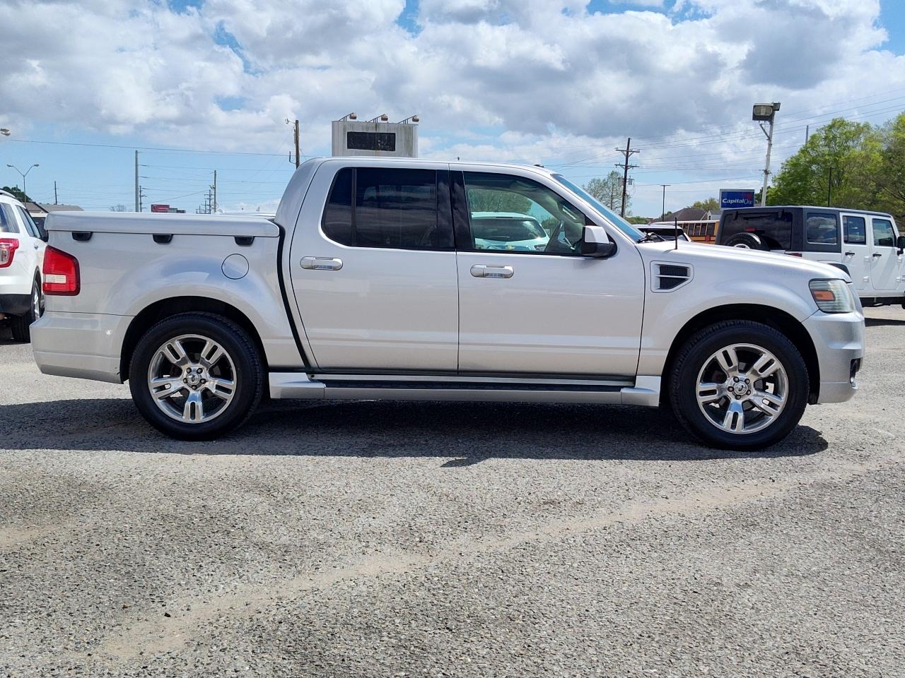 Ford Explorer Sport Trac AWD 4dr Limited 2010