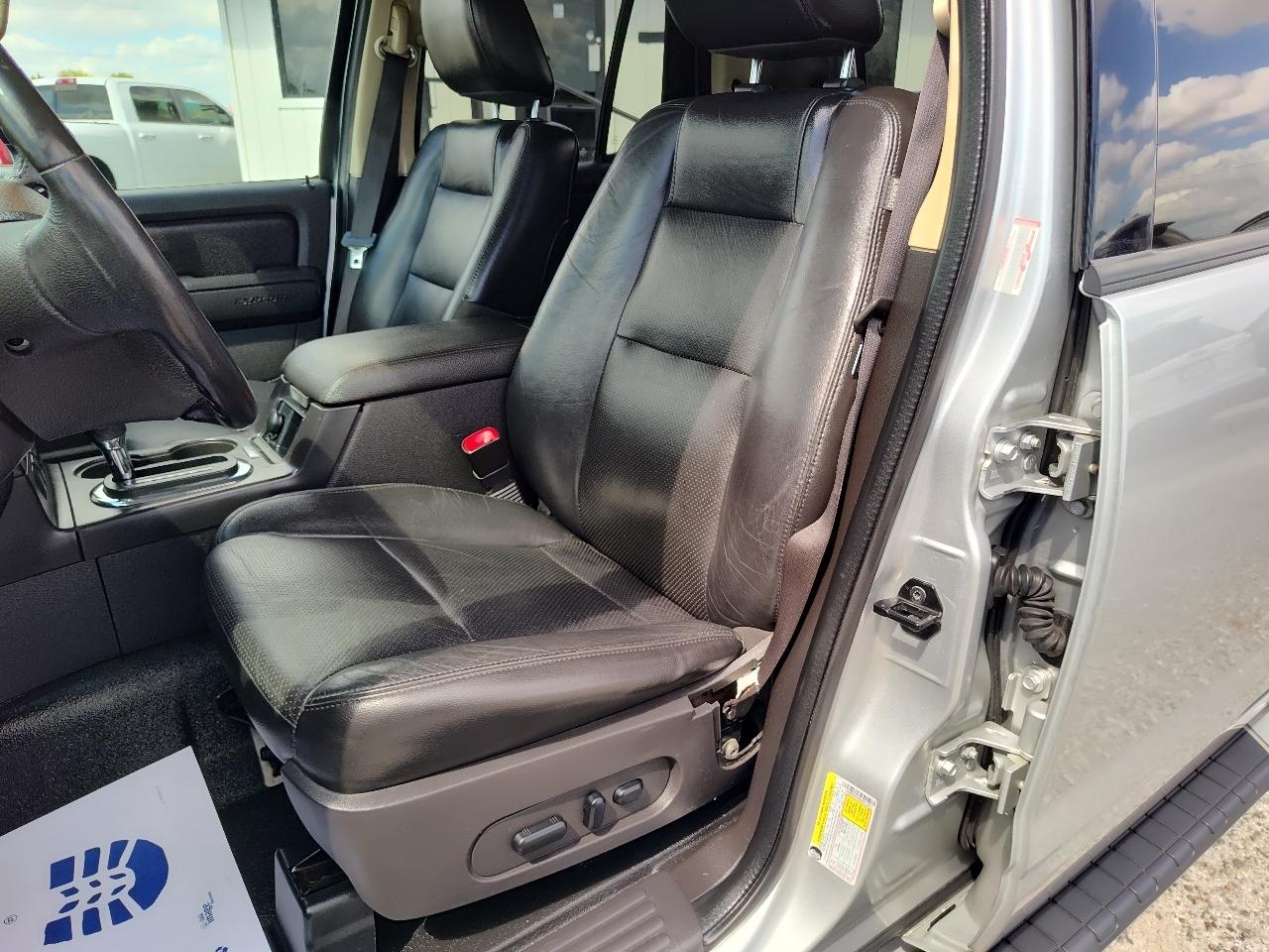 Ford Explorer Sport Trac AWD 4dr Limited 2010