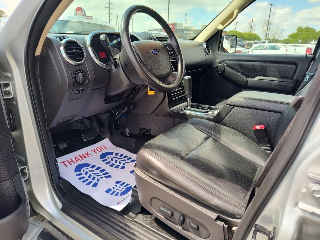 Ford Explorer Sport Trac AWD 4dr Limited 2010