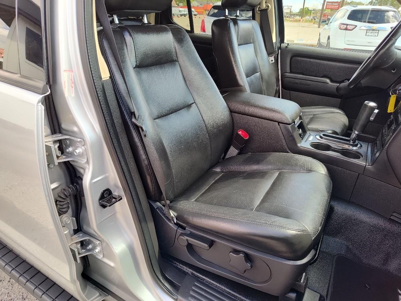 Ford Explorer Sport Trac AWD 4dr Limited 2010