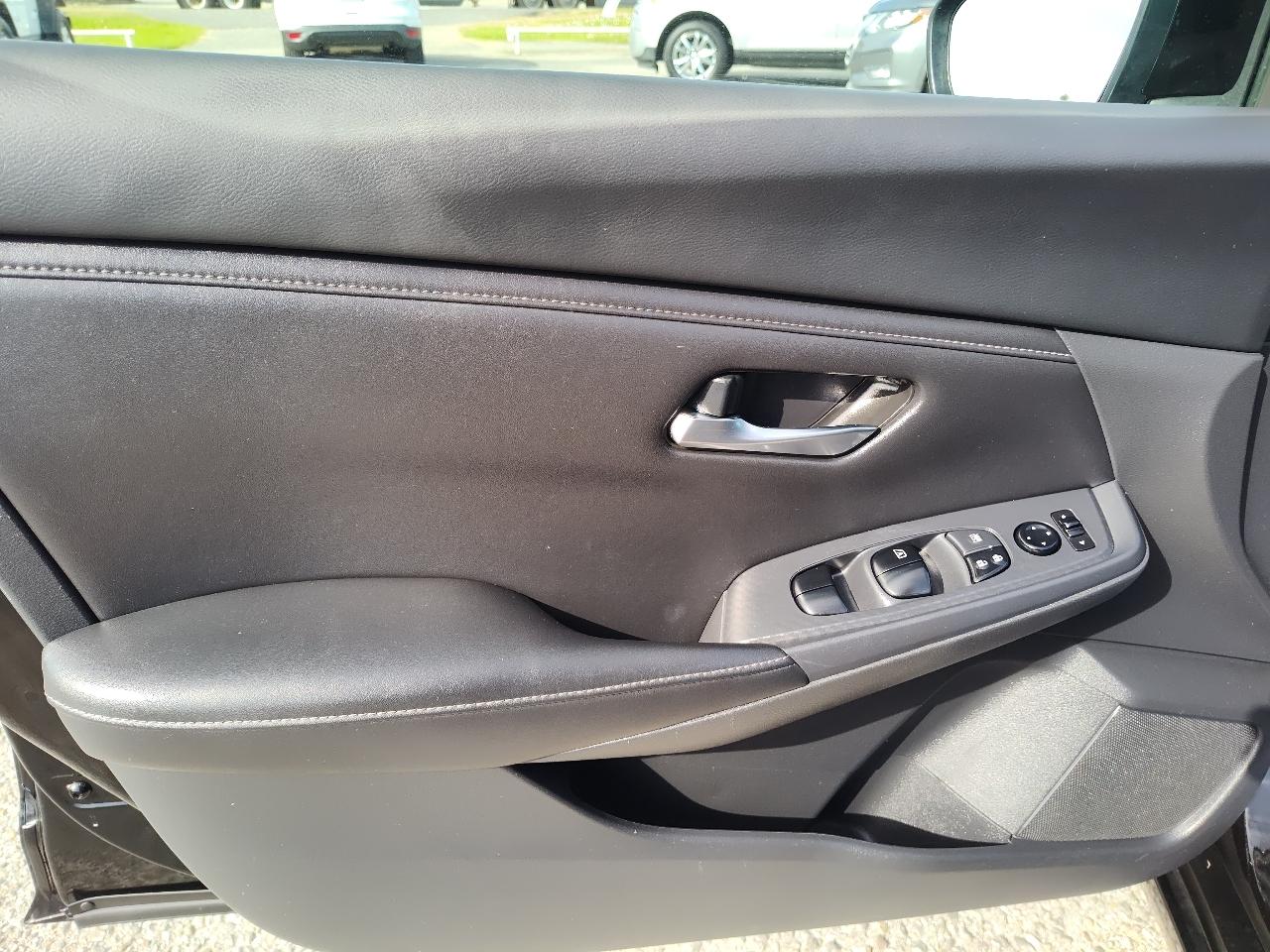 Nissan Sentra SV CVT 2022