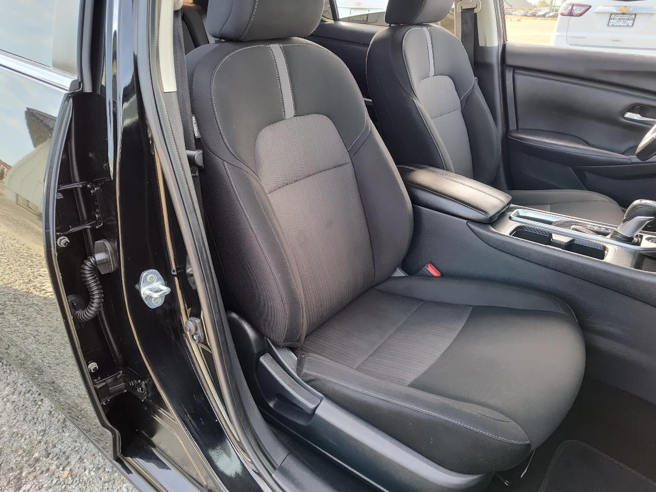 Nissan Sentra SV CVT 2022