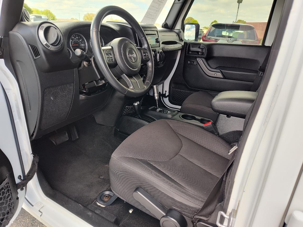 Jeep Wrangler Unlimited 4WD 4dr Sport 2013