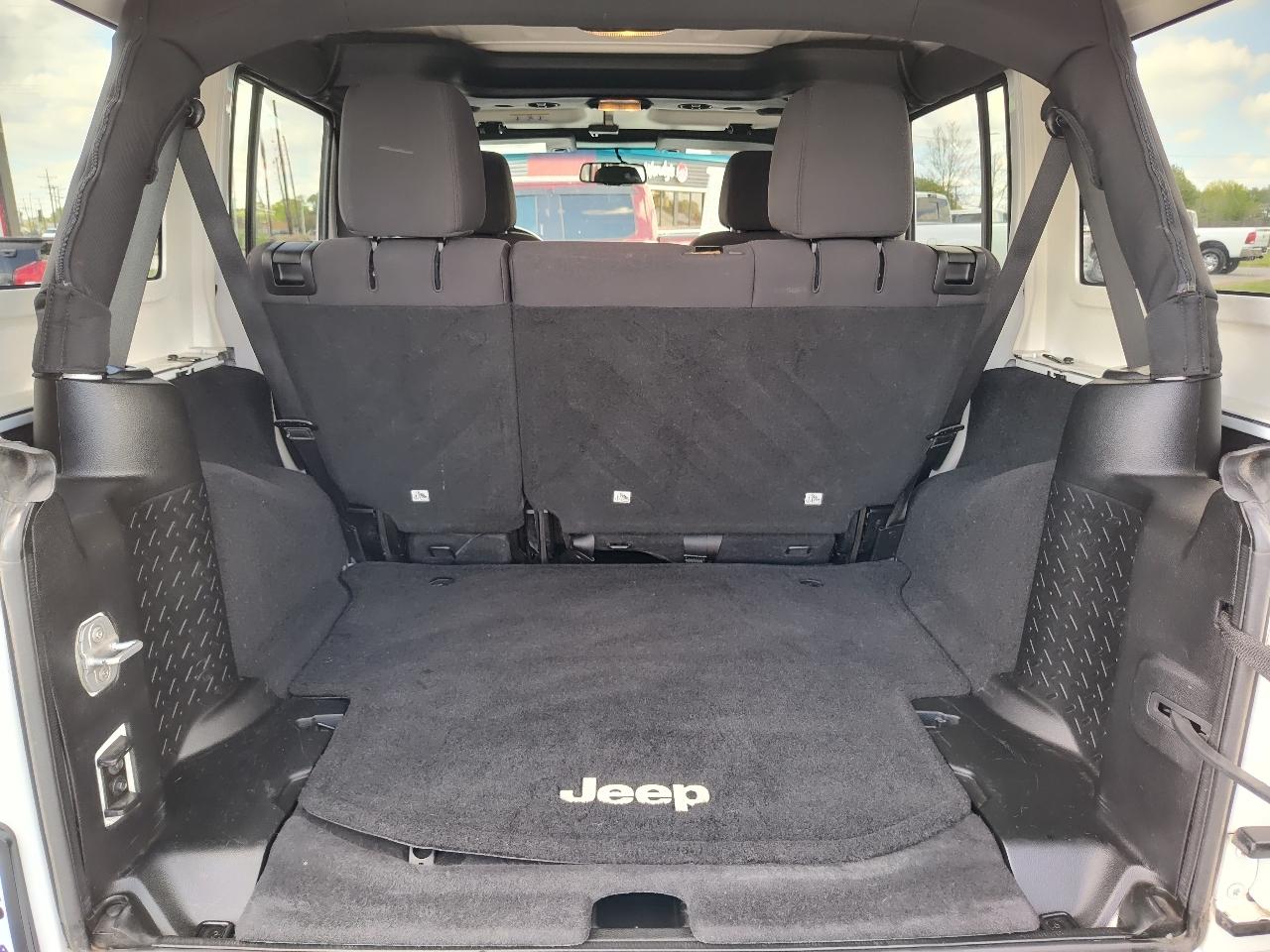 Jeep Wrangler Unlimited 4WD 4dr Sport 2013