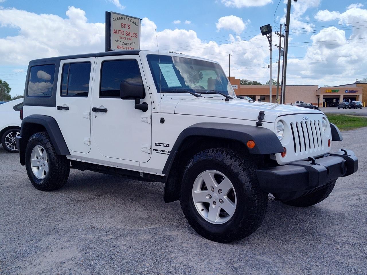 Jeep Wrangler Unlimited 4WD 4dr Sport 2013