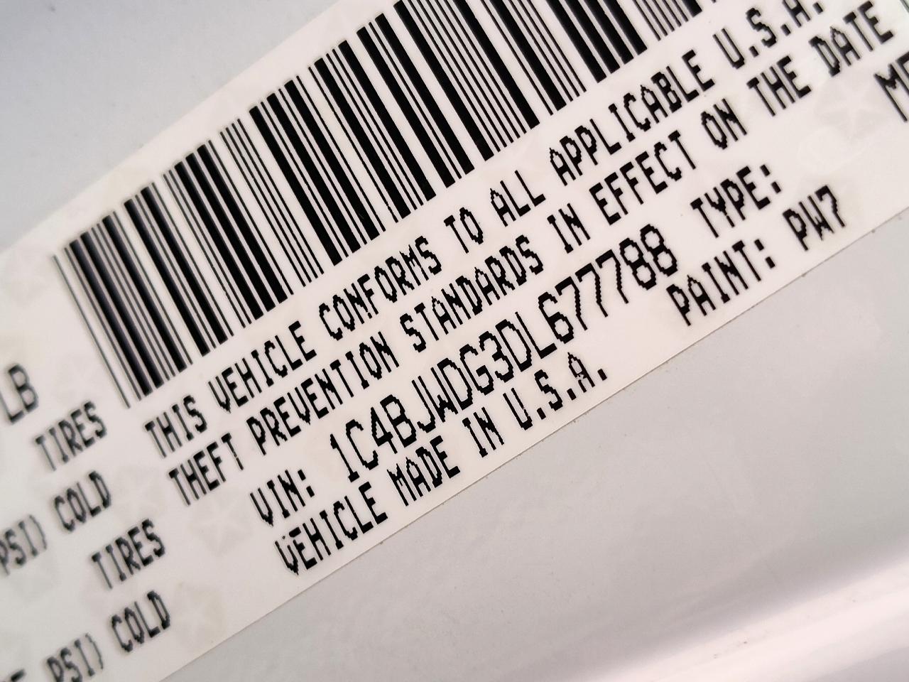 Jeep Wrangler Unlimited 4WD 4dr Sport 2013